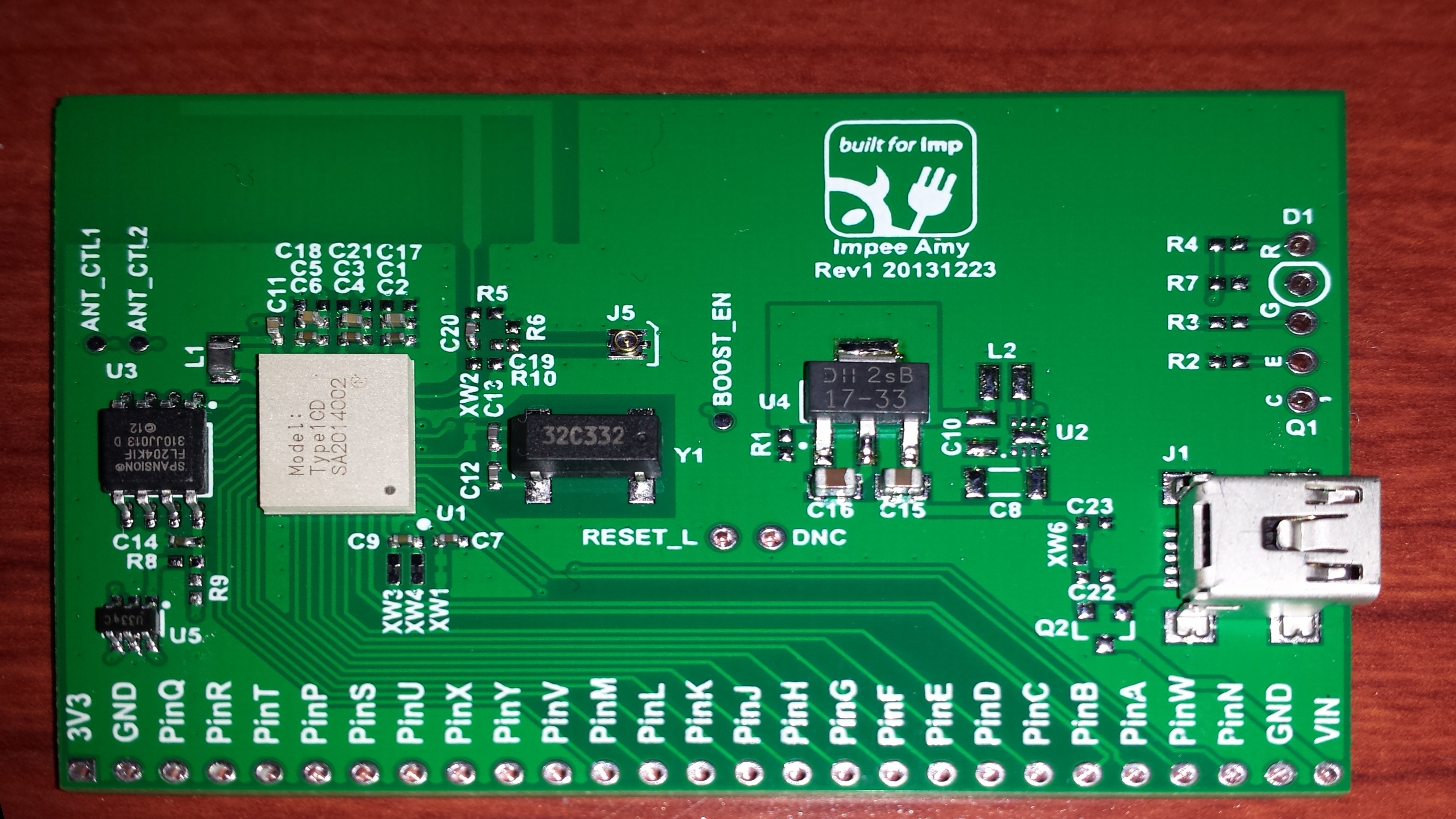 File:DSi pcb front.jpg - Wikipedia